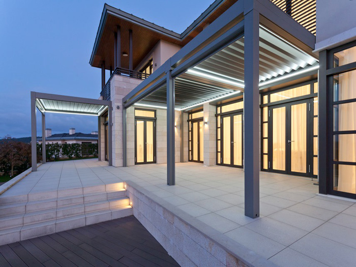 Automated Louvered Roof Manufacturer