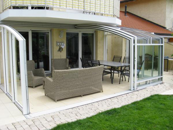 Retractable Enclosures