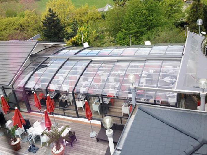 Retractable Enclosures