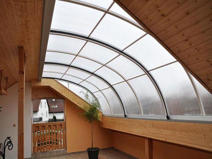 Retractable Enclosures